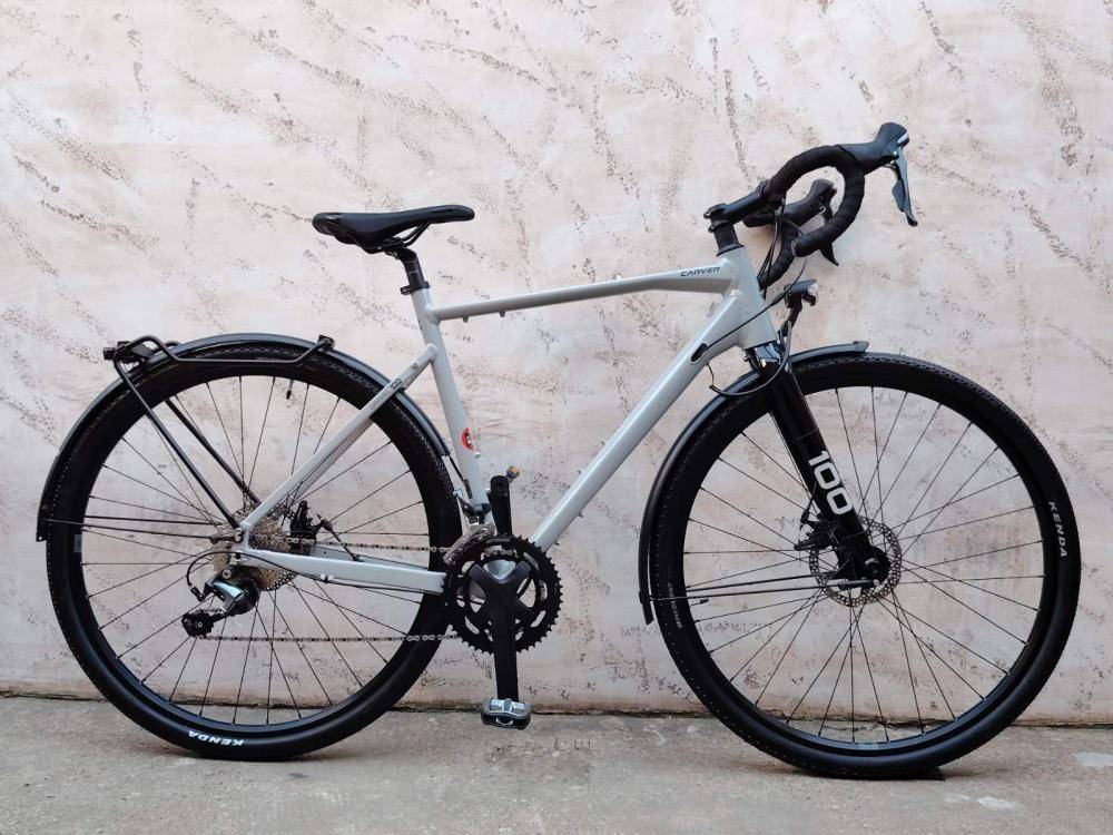 Carver GRAVEL 100 Street BUKVALNO KAO NOV