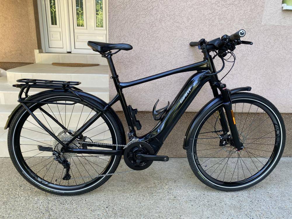 GIANT Ebike Speed 45km-h 811Wh